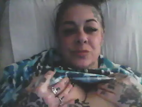 Kitty bang online show from 04/22/26, 12:13