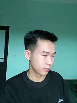 Snapshot of tuanhip chatting on 04/04/26, 01:04 tuanhip online show from 04/04/26, 01:04