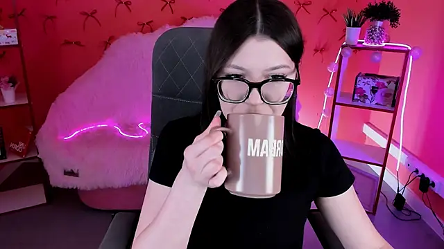 JennyGibson online show from 05/01/26, 05:12