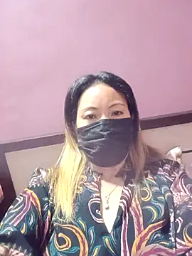 Bristy BigBoobs online show from 04/17/26, 04:10