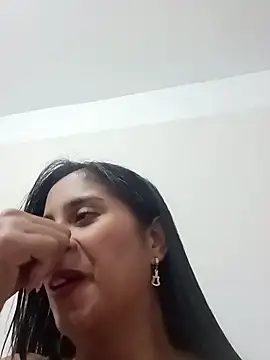 SofiaMendez1  online show from 04/28/26, 02:38