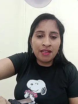 Snapshot of SofiaMendez1_ chatting on 06/18/26, 01:04 SofiaMendez1 online show from 06/18/26, 01:04