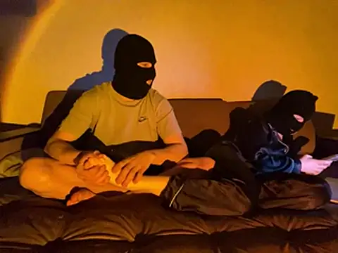 PamelaCouple  online show from 04/03/26, 05:00