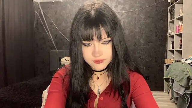 EmilyEmbears online show from 04/27/26, 05:16