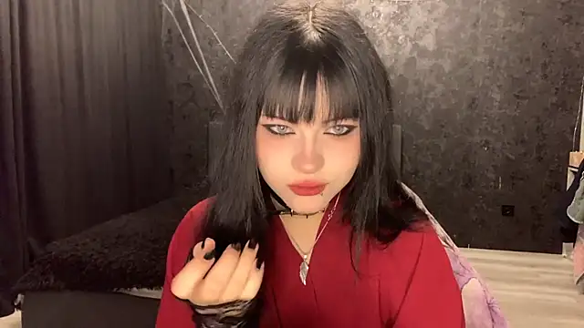 EmilyEmbears online show from 04/29/26, 05:22