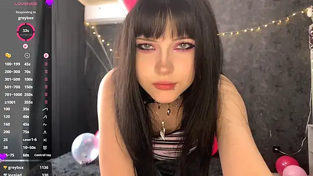EmilyEmbears online show from 05/16/26, 10:36