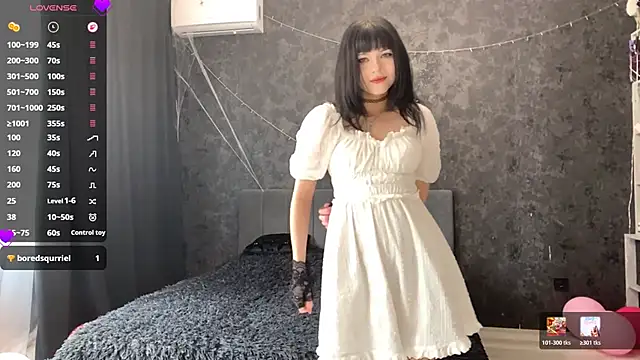 EmilyEmbears online show from 05/19/26, 06:31