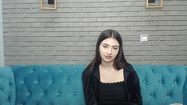 RebeccaMosc online show from 04/03/26, 07:28