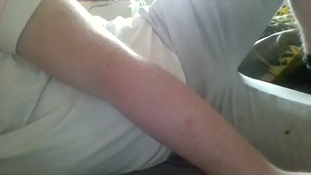 Snapshot of Pallmees chatting on 06/03/26, 10:40 Pallmees online show from 06/03/26, 10:40
