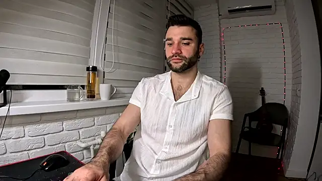 Snapshot of DaddySlava chatting on 04/14/26, 07:09 DaddySlava online show from 04/14/26, 07:09