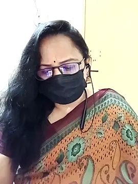Snapshot of monisha_cam chatting on 04/14/26, 05:19 monisha cam online show from 04/14/26, 05:19