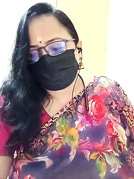 Snapshot of monisha_cam chatting on 04/26/26, 02:04 monisha cam online show from 04/26/26, 02:04