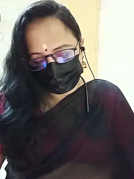 Snapshot of monisha_cam chatting on 05/13/26, 01:19 monisha cam online show from 05/13/26, 01:19