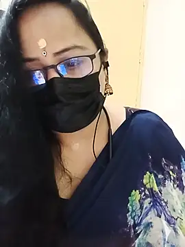 Snapshot of monisha_cam chatting on 07/14/26, 07:02 monisha cam online show from 07/14/26, 07:02