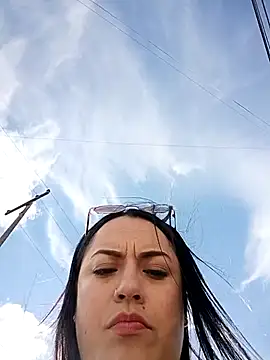 Snapshot of Lesli_26 chatting on 04/02/26, 09:01 Lesli 26 online show from 04/02/26, 09:01