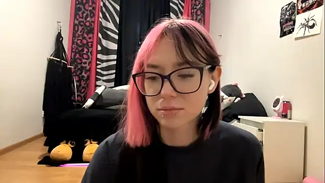 WifeAileen online show from 05/11/26, 02:34