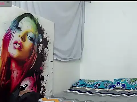 ZoeThorner online show from 04/23/26, 11:42