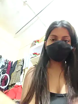 shreyaverma899 online show from 04/17/26, 03:20