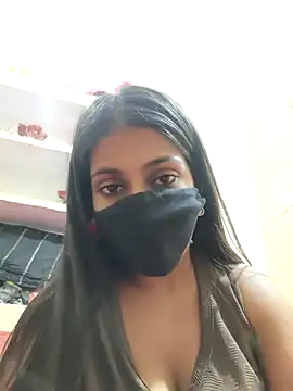 shreyaverma899 online show from 04/17/26, 05:27