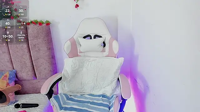 alisson boobs   online show from 06/08/26, 10:43