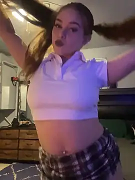 mariex83 online show from 04/05/26, 02:42