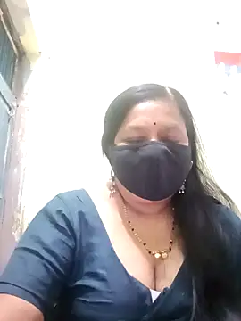 Snapshot of PINKI_024 chatting on 04/29/26, 05:33 PINKI 024 online show from 04/29/26, 05:33