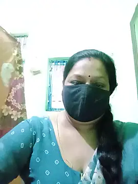 Snapshot of PINKI_024 chatting on 05/19/26, 06:20 PINKI 024 online show from 05/19/26, 06:20