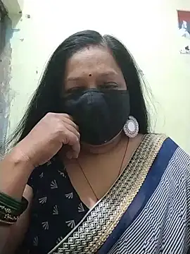 PINKI 024 online show from 06/18/26, 06:02