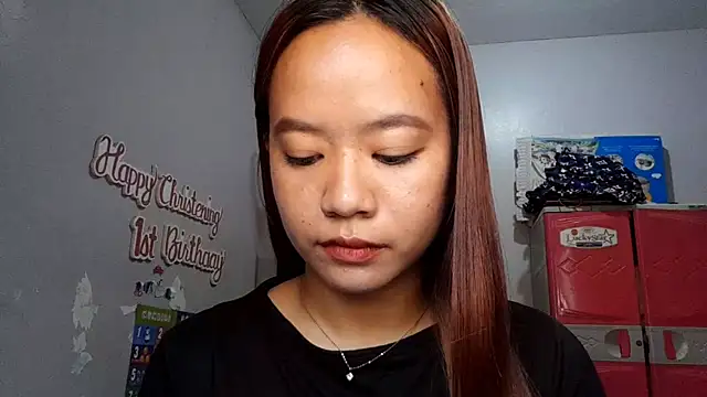 Snapshot of KrisKeep chatting on 04/06/26, 07:42 KrisKeep online show from 04/06/26, 07:42