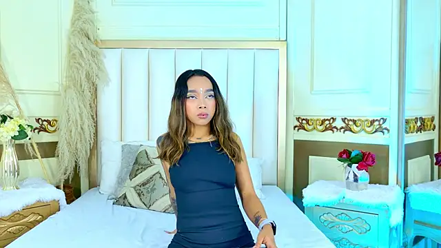 LaraBelmon online show from 07/23/26, 03:04