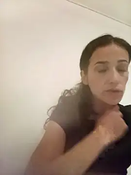 Lolaa92i online show from 04/16/26, 09:04