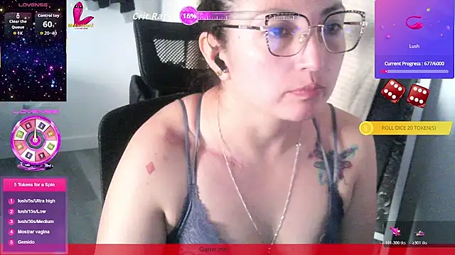 Snapshot of RoossTattoo chatting on 04/22/26, 08:28 RoossTattoo online show from 04/22/26, 08:28