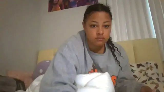 madzbailey online show from 07/05/26, 12:56