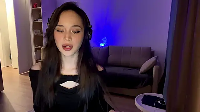 Elizabetswan online show from 04/19/26, 11:29