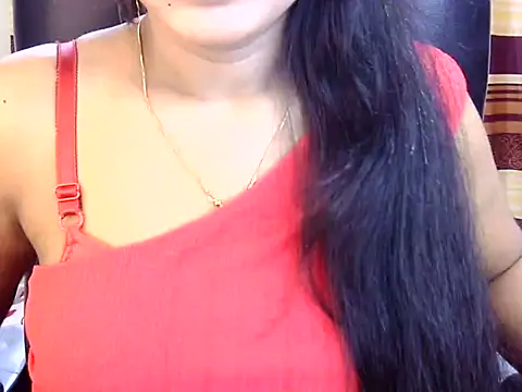 Snapshot of Noor_Zarin chatting on 04/30/26, 03:51 Noor Zarin online show from 04/30/26, 03:51