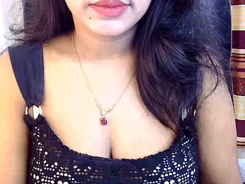 Snapshot of Noor_Zarin chatting on 05/04/26, 02:29 Noor Zarin online show from 05/04/26, 02:29