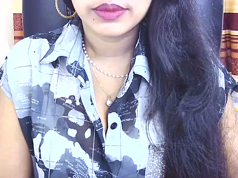 Snapshot of Noor_Zarin chatting on 05/06/26, 06:24 Noor Zarin online show from 05/06/26, 06:24