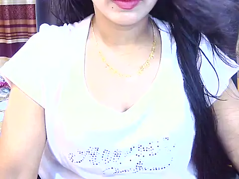 Snapshot of Noor_Zarin chatting on 05/23/26, 07:40 Noor Zarin online show from 05/23/26, 07:40