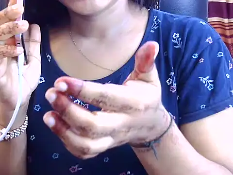 Noor Zarin online show from 07/02/26, 03:34