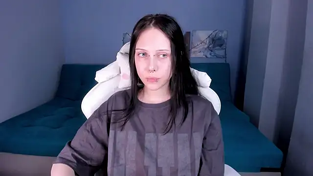 SugarBunny18 online show from 06/13/26, 04:54