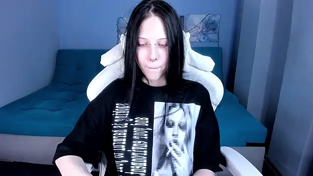 SugarBunny18 online show from 07/15/26, 07:57