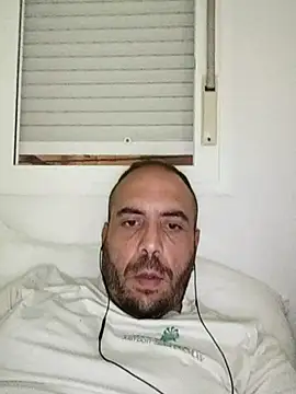 iismael222 online show from 04/30/26, 11:31
