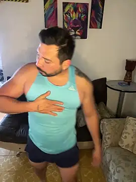 Snapshot of Edson_Blure chatting on 04/03/26, 10:08 Edson Blure online show from 04/03/26, 10:08