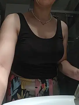 sara 41 online show from 06/05/26, 06:42