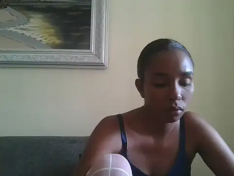 ZeynepLovely online show from 05/26/26, 02:57