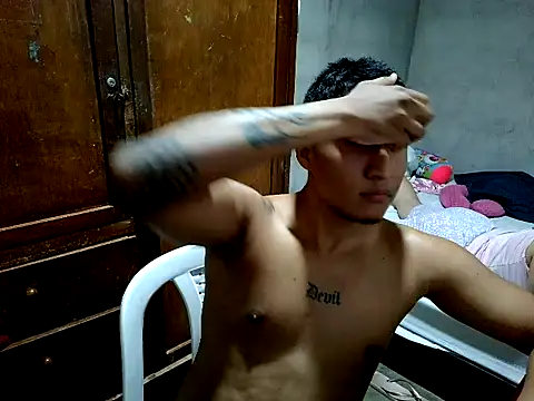 JuanchoCol  online show from 04/17/26, 12:46