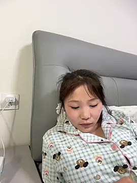 L7D8521 online show from 04/23/26, 12:29