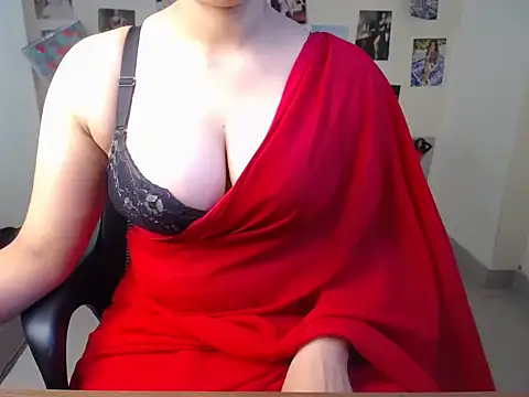 Snapshot of Kinky_babyy chatting on 07/01/26, 04:58 Kinky babyy online show from 07/01/26, 04:58