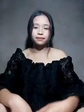 Snapshot of Liss-mimi chatting on 04/05/26, 02:14 Liss-mimi online show from 04/05/26, 02:14