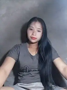 Snapshot of Liss-mimi chatting on 04/23/26, 03:30 Liss-mimi online show from 04/23/26, 03:30